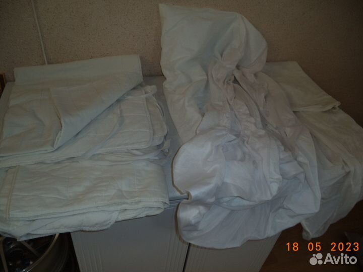 Чехол на кровать