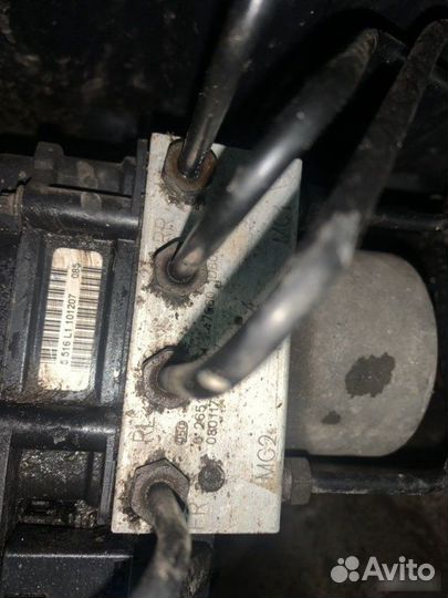 Блок ABS Nissan Qashqai J10