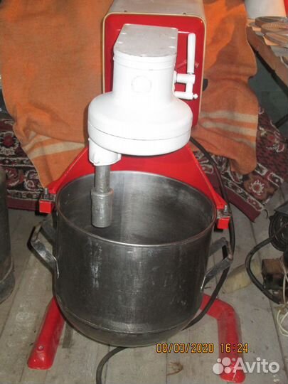 Универсальная кухонная машина,универсальный привод