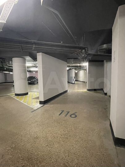 Машиноместо, 18 м²