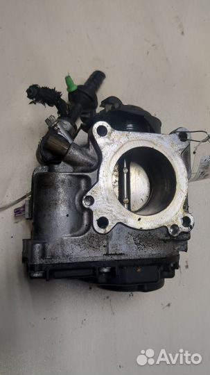 Заслонка дроссельная Volkswagen Golf 4, 1998