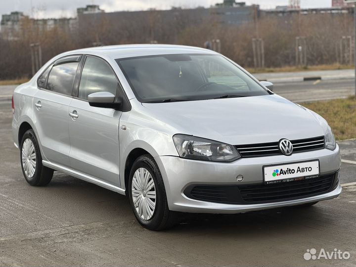 Volkswagen Polo 1.6 AT, 2013, 141 380 км