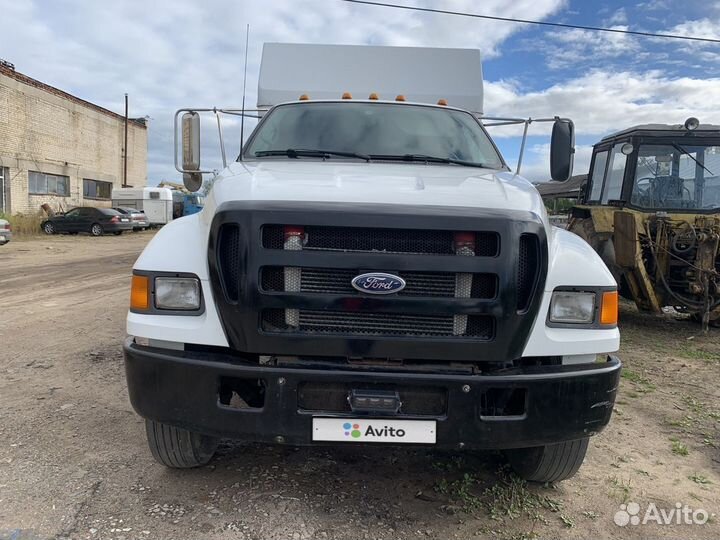 Ford F750, 2003