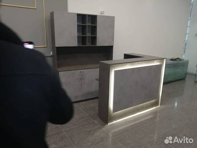 Ресепшен стойка администратора