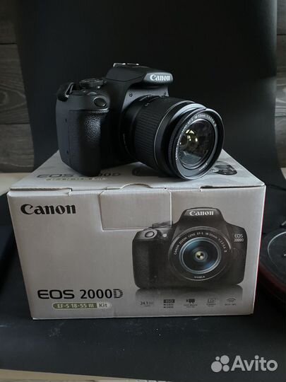 Фотоаппарат Canon EOS 2000D Kit 18-55mm