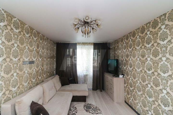 2-к. квартира, 50 м², 4/10 эт.