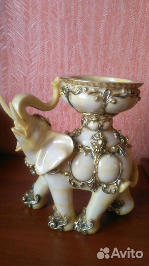 Статуэтки слоны-подсвечники
