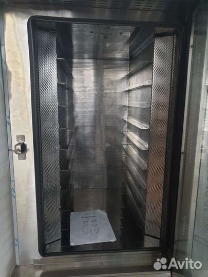 Конвекционная Печь Пароконвектомат