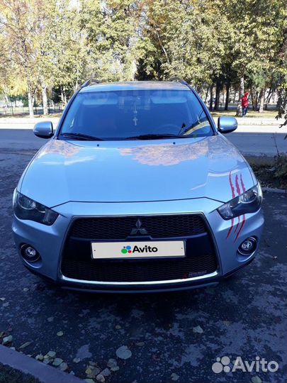 Mitsubishi Outlander 2.0 CVT, 2011, 100 000 км