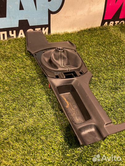 Декоративная накладка центральной консоли Fiat 124