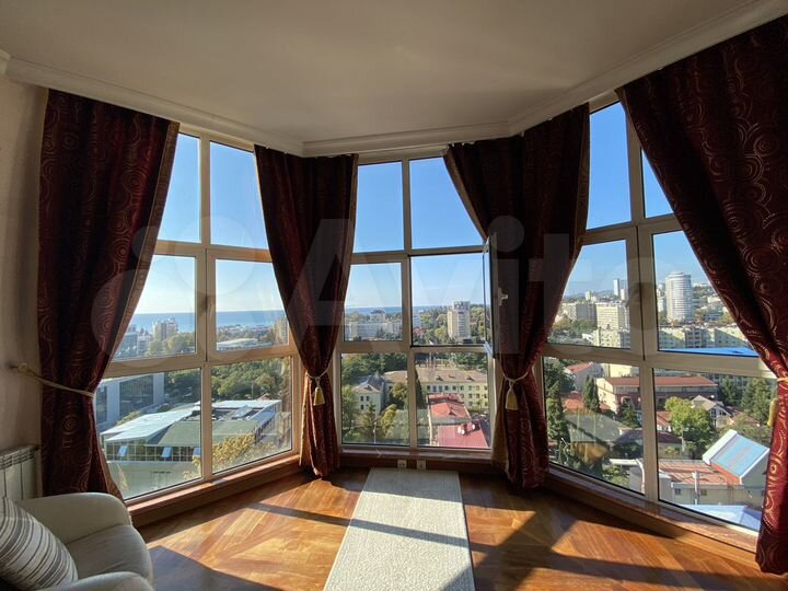 3-к. квартира, 136 м², 11/18 эт.