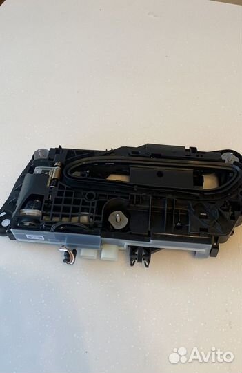 Кронштейн ручки двери A0997602105