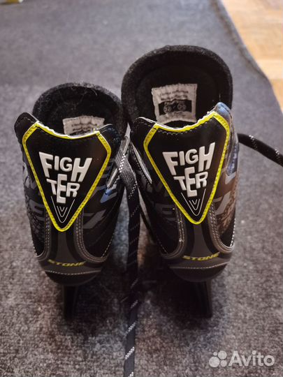 Коньки хоккейные