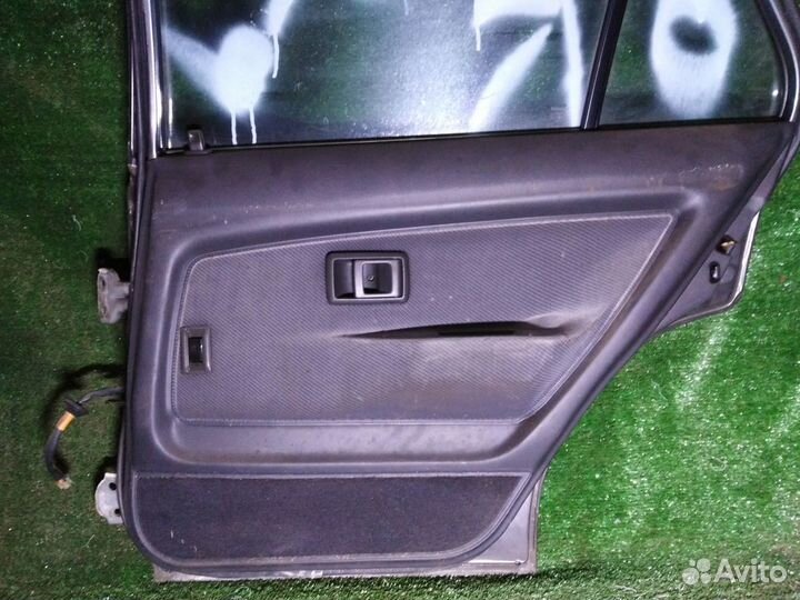Дверь задняя правая Toyota Corolla AE90