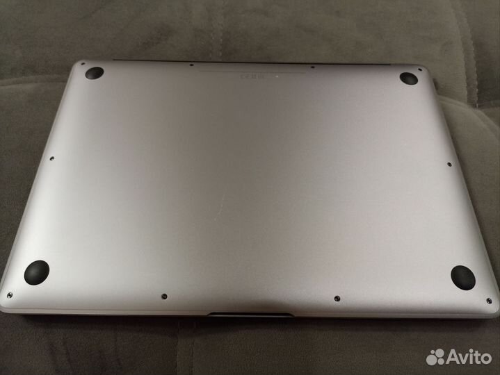 MacBook Air 13 Retina 1.1 ггц, 256Гб, 8Гб