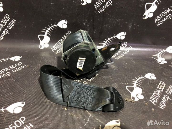 Ремень безопасности задний Nissan Qashqai J10E 1.6