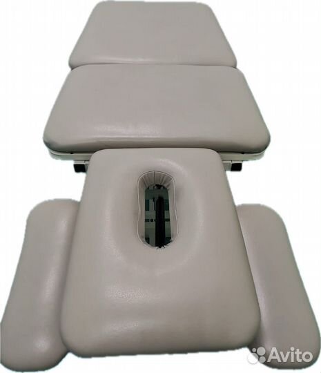 Массажный стол