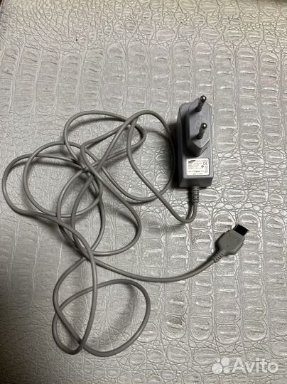 Зарядное устройство для телефона Зарядка