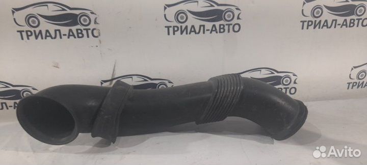 Патрубок воздушного фильтра VAG audi