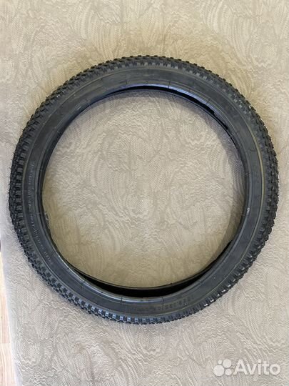 Велосипедная покрышка 18