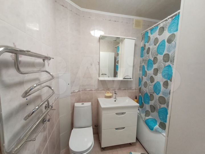 2-к. квартира, 70 м², 4/5 эт.