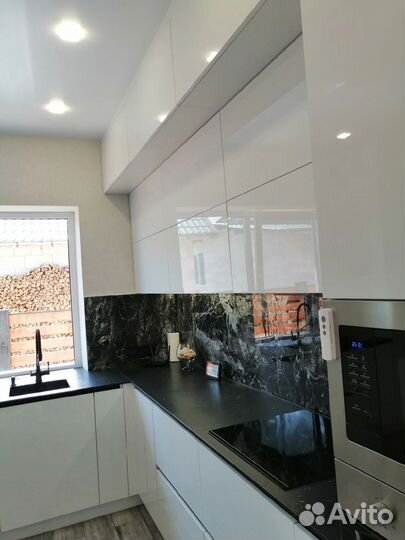 Кухня в современном стиле