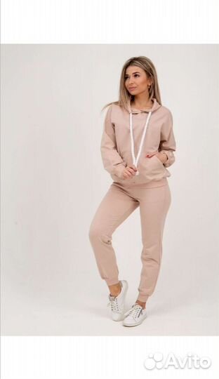 Костюм спортивный женский
