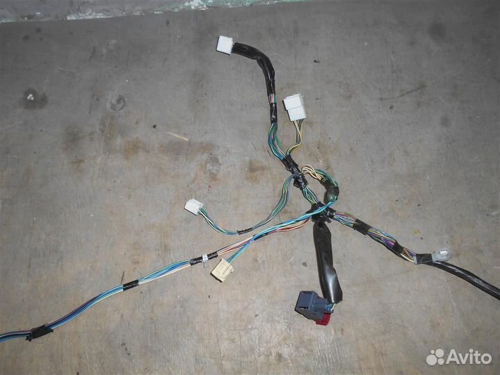 Проводка (разное) Toyota Avensis