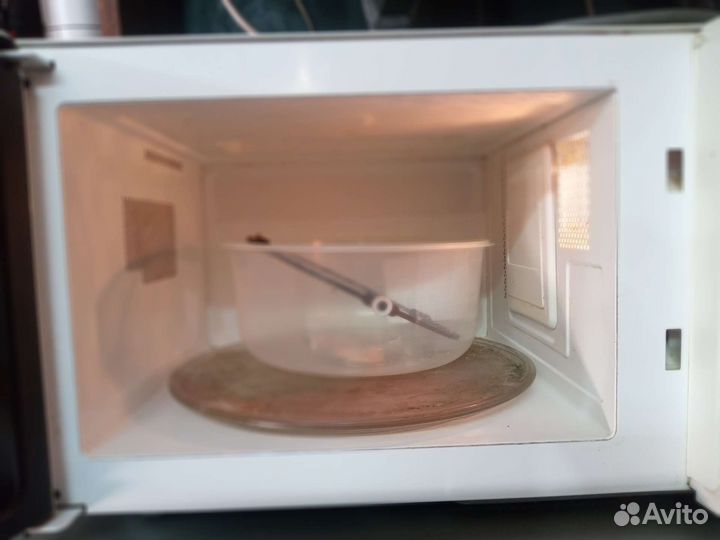 Микроволновка бу рабочая 2900