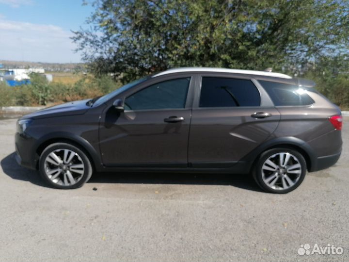 LADA Vesta Cross 1.8 AMT, 2019, 95 000 км