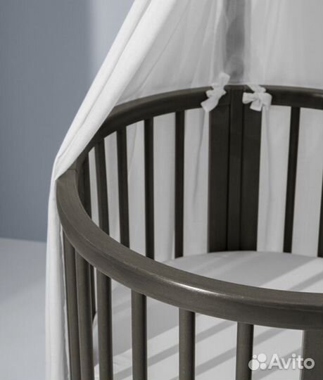 Детская кроватка stokke sleepy + комод stokke