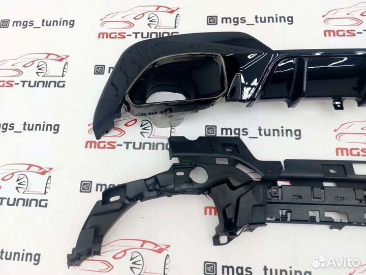 Диффузор бмв 3 G20 MP 340 R черный+ насадки черные