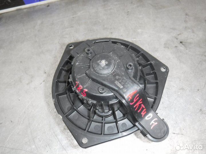 Моторчик отопителя Ssang Yong Actyon D20DTF 2011