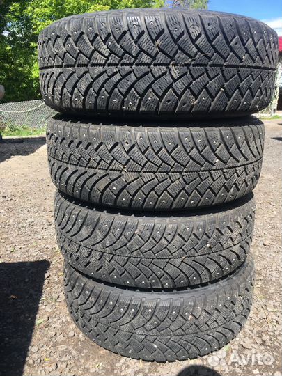 Bfgoodrich G-Force Stud 205/65 R15