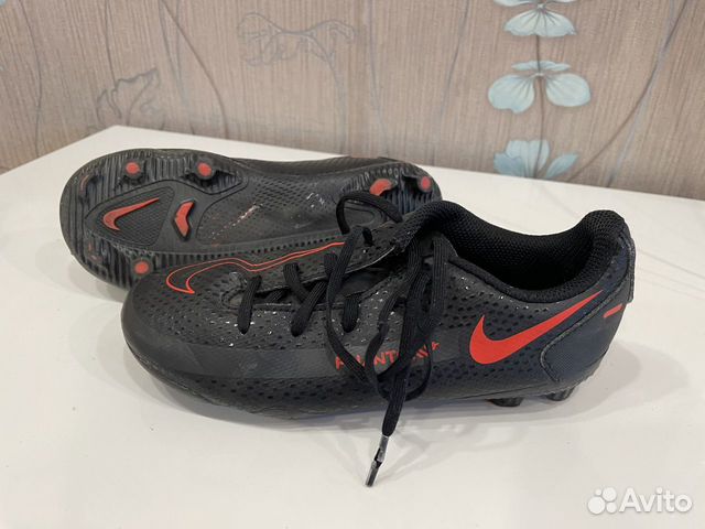 Футбольные бутсы Nike Phantom 31 р