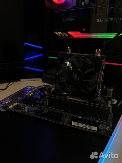 Материнская плата с процессором i3 10105