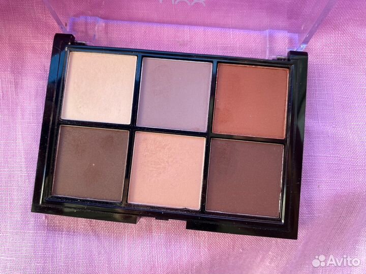 Палетка теней nyx lid lingerie