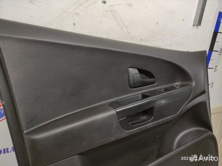 Обшивка двери передняя левая Kia Ceed G4FC 2009