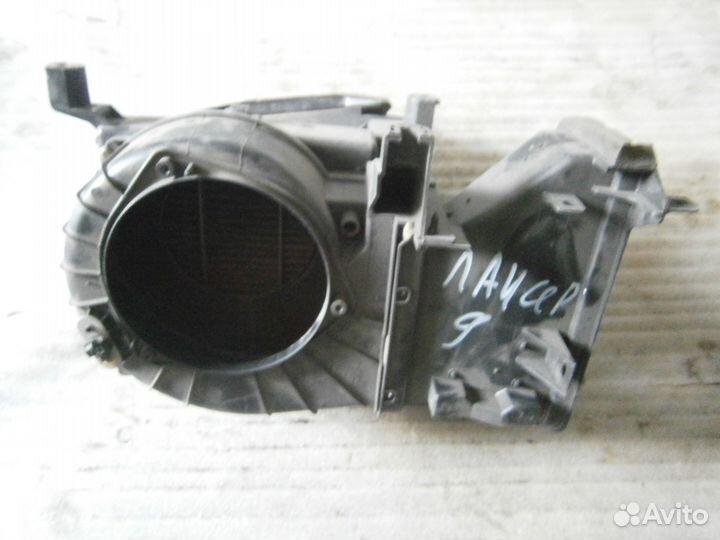 Корпус печки отопителя Мицубиси Ласнер 9 Lancer 9