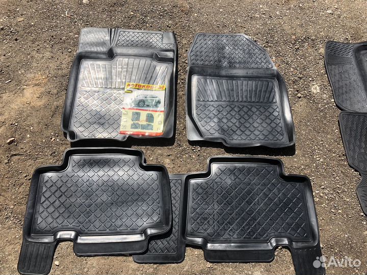 Автоковры на toyota rav 4новые