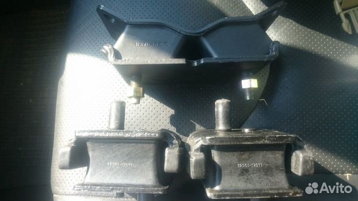 Опоры двс подушки Land Cruiser-80 диза-бензо