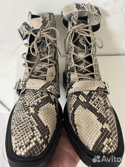 Ботинки женские бренд ASOS размер 40-41