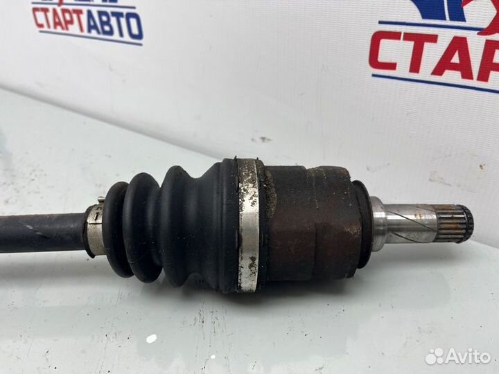 Полуось передняя правая Opel Corsa D A14XER 2011