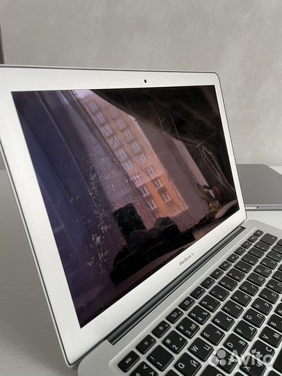 Apple MacBook Air 13 2011