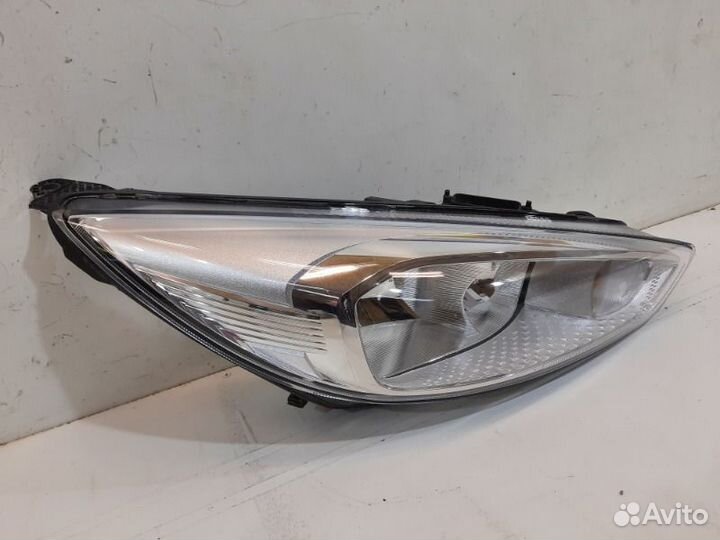 Фара передняя правая Ford Focus 3 2015-2019