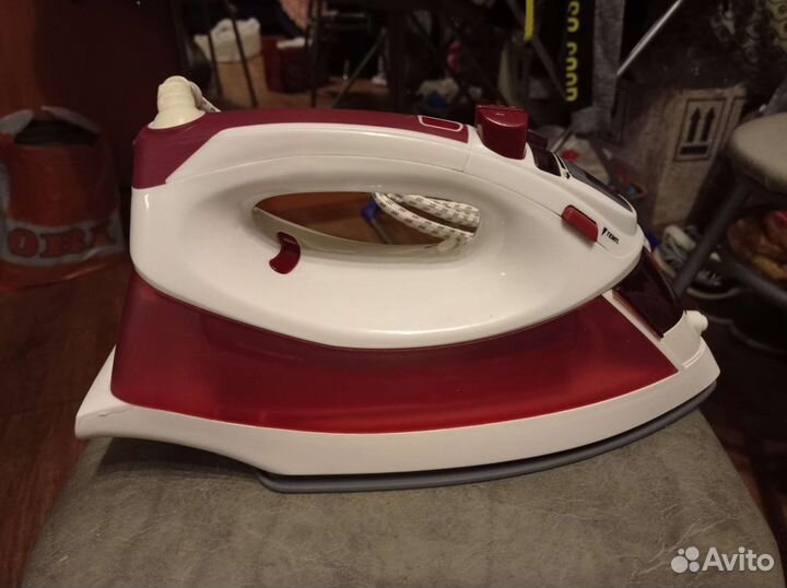 Утюг с парогенератором