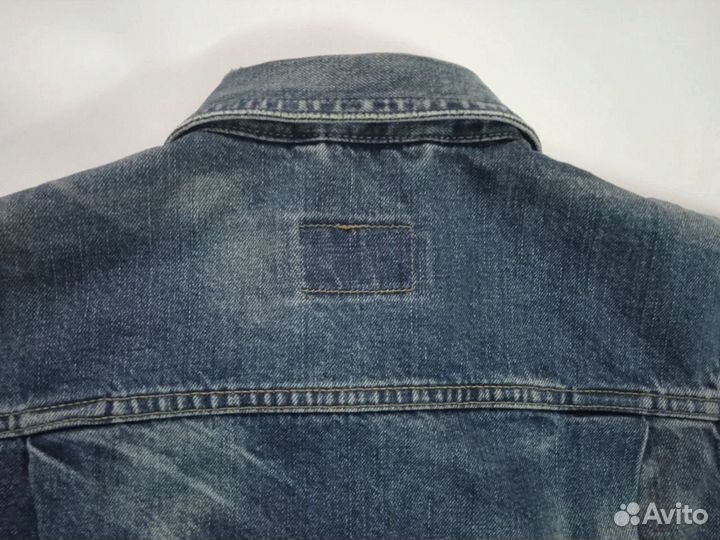 Безрукавка женская джинсовая жилетка S Levis