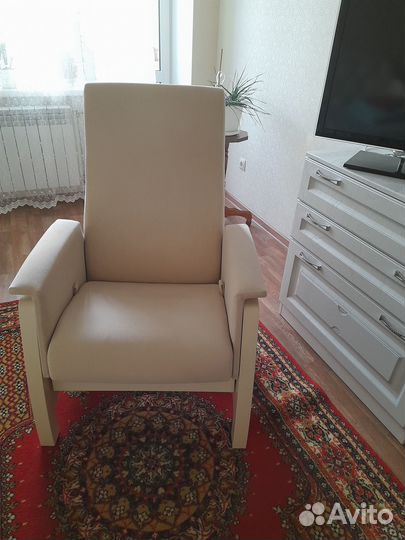 Кресло качалка, фирма Лазурит