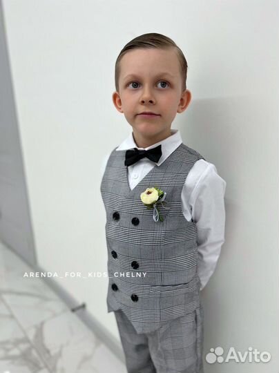 Костюм брючный на мальчика прокат/продажа