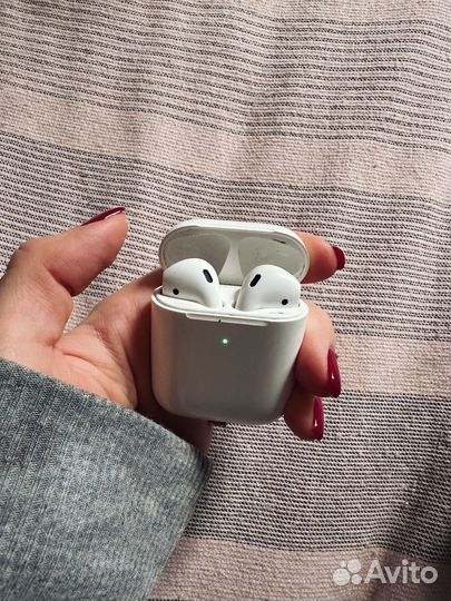 Беспроводные наушники apple airpods 2